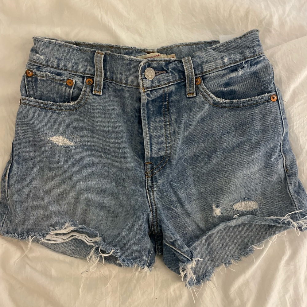 Levi’s Wedgie Fit Shorts